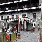 Hotel Casa Alpina De Filippi *