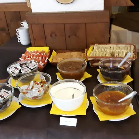 Hotel Casa Alpina De Filippi *